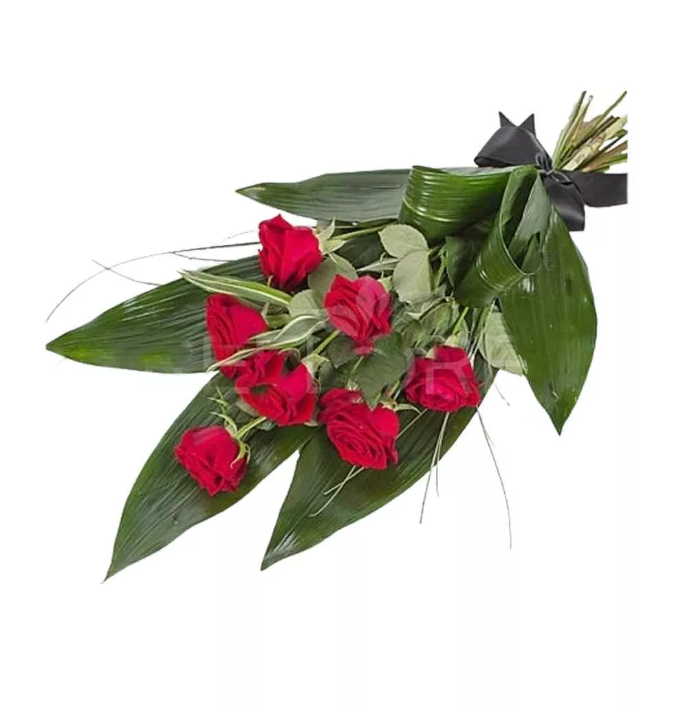 Red Roses Bundle For Symphatiziing